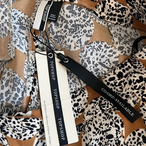 NEW TopShop Animal Print Leopard Trouser Pants Ankle Ruffle Frill Hem Size US 6‎ - Picture 3 of 6